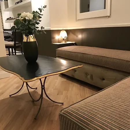 Mia Al Pantheon Luxury Konukevi 2*
