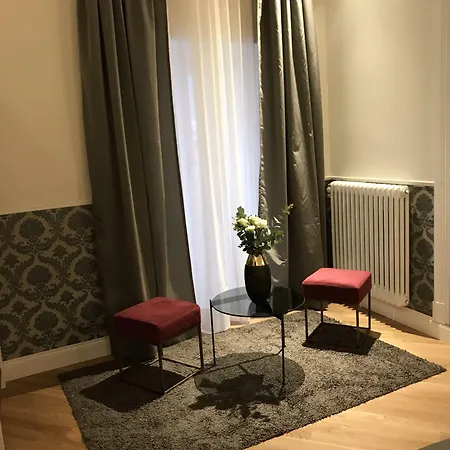 Mia Al Pantheon Luxury 2*