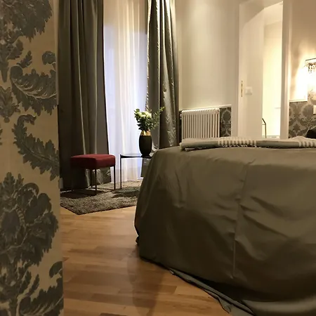 Mia Al Pantheon Luxury Pensjonat