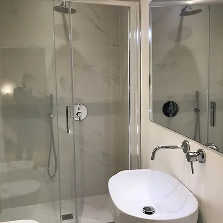 Gasthuis Mia Al Pantheon Luxury 2*