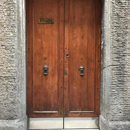 Mia Al Pantheon Luxury 2*